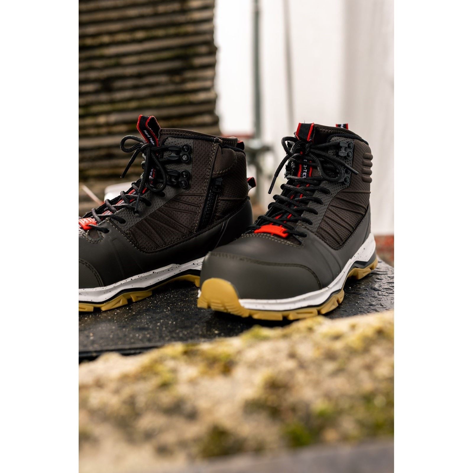 Hard Yakka Men's Neo 2.0 PR Hybrid Side Zip Safety Boot in Moss