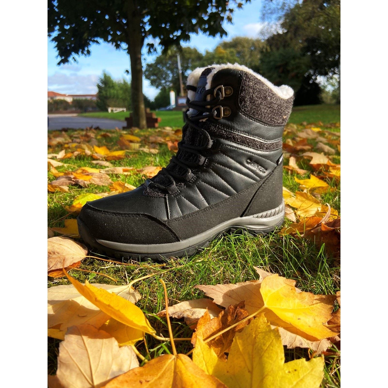Hi-Tec Riva Mid Women's Black Hiking Boots
