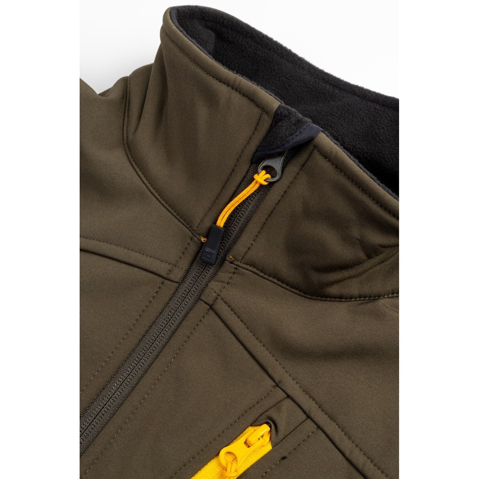 Caterpillar Men's Essentials Shell Jacket in Army Moss