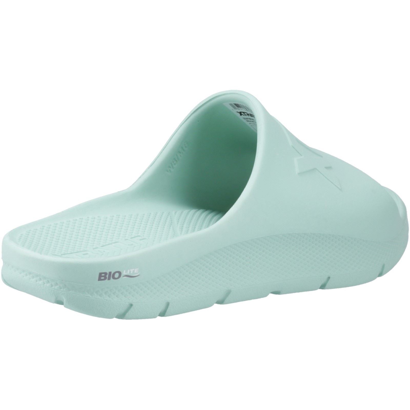 Xtratuf Women's Apres Fish Slide in Aqua